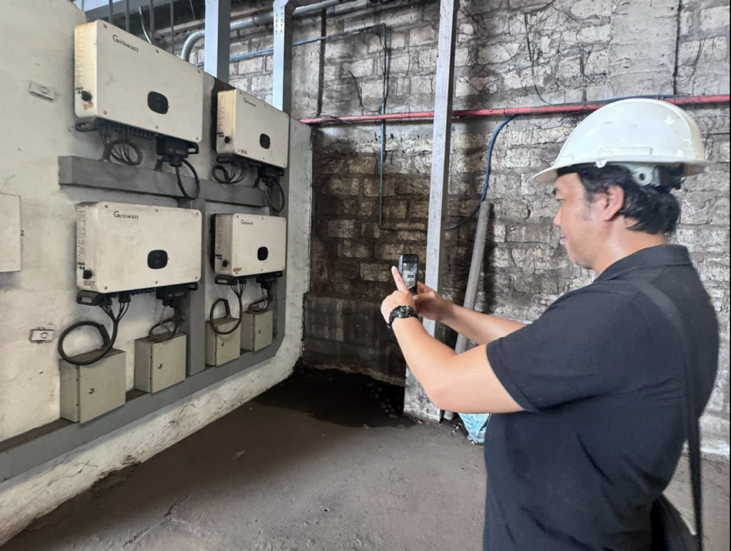 certified energy auditor at work